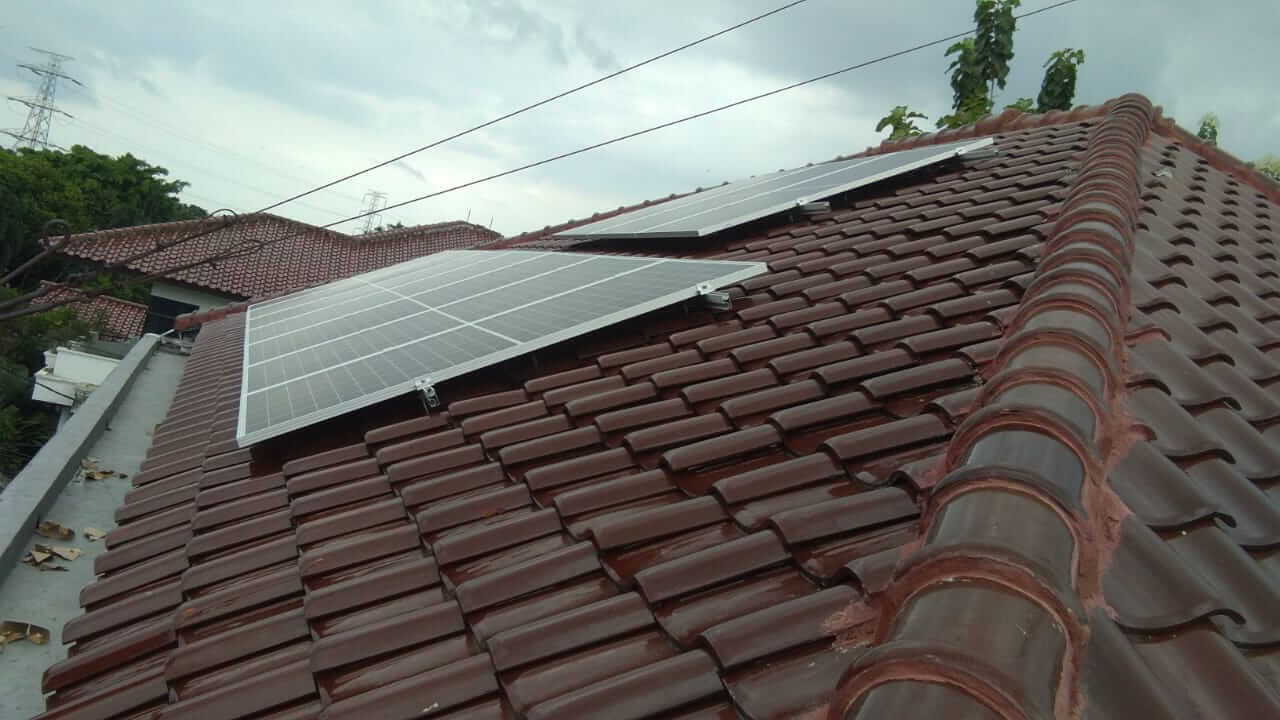 PROYEK PEMASANGAN PANEL SURYA JARWINN