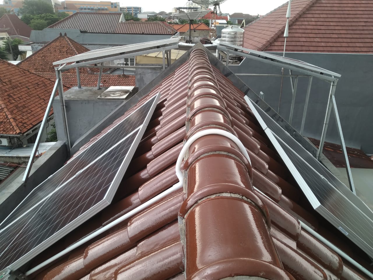 Pemasangan Panel Surya di surabaya, jawa timur