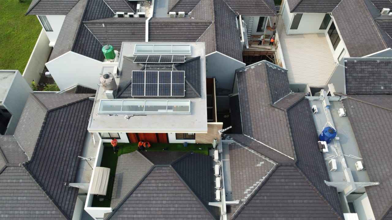 Pemasangan solar panel di cibubur, jakarta timur