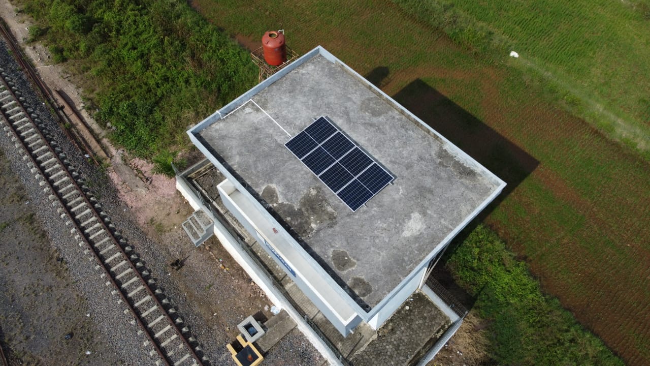 Pemasangan Panel Surya (Soalar Panel) di Palembang