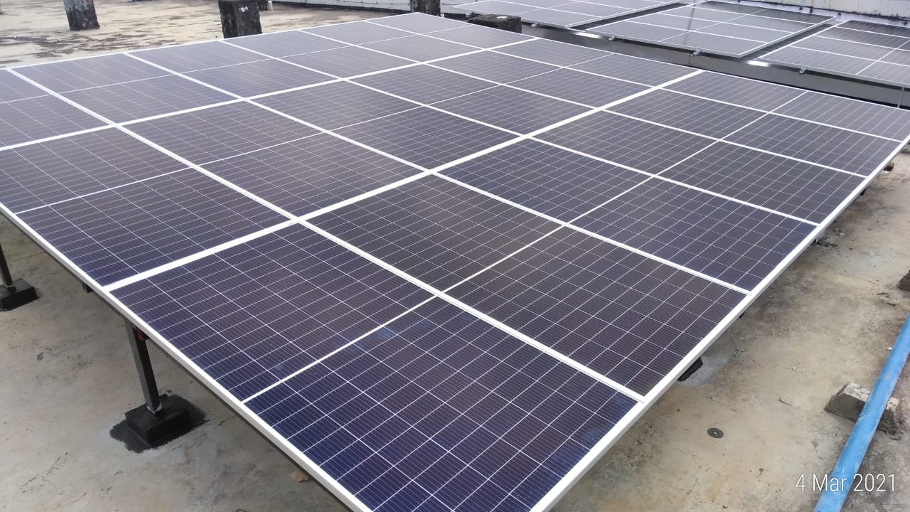 Pemasangan Panel Surya ( Solar Panel) di Pramuka, Jakarta Timur